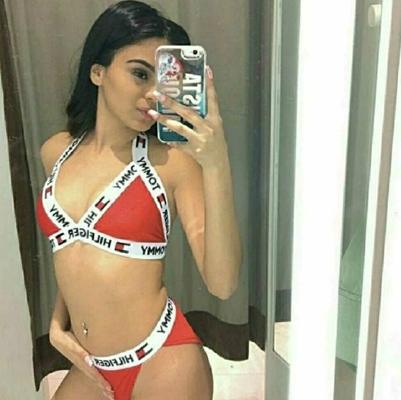 Tommy Hilfiger red bikini - Picture 1 of 5